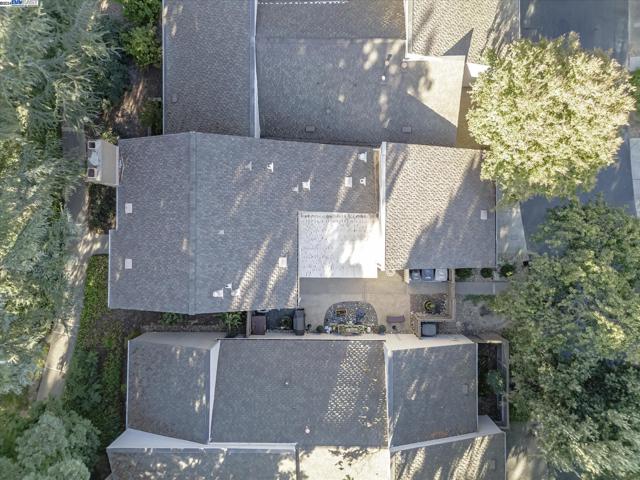 Image 43 of 56 For 314 Elmhurst Cir