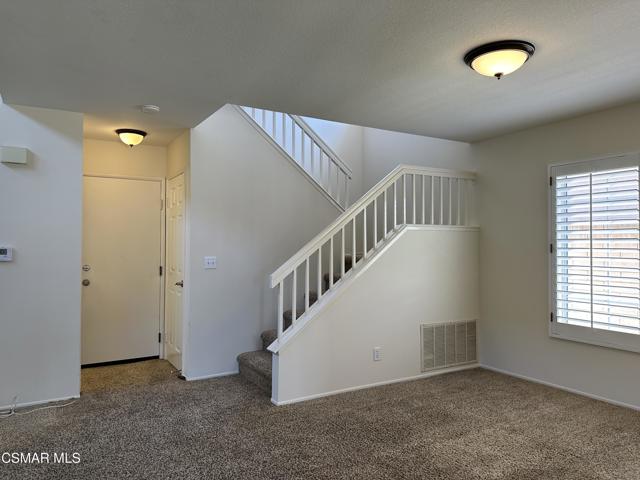 1755 Empty Saddle Road, Simi Valley CA: https://media.crmls.org/mediaz/9fcc6742-46d6-4ba7-8a1a-e61f52278187.jpg