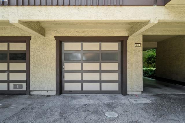 1116 Brewster Ave, Redwood City CA: https://media.crmls.org/mediaz/9fcc8a15-1540-442f-ae03-847f18d48635.jpg