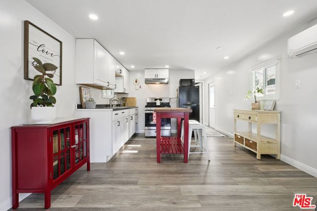11250 Playa Street, 34 photo 6