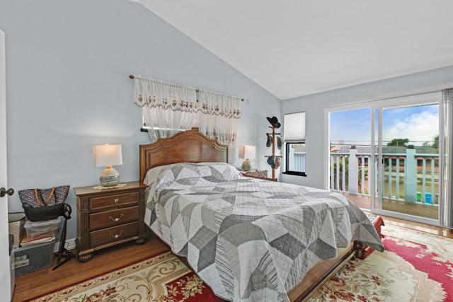 419 Harvey Way, Pacifica CA: https://media.crmls.org/mediaz/9fcdd140-6925-425b-9739-f8fe2a7e630c.jpg