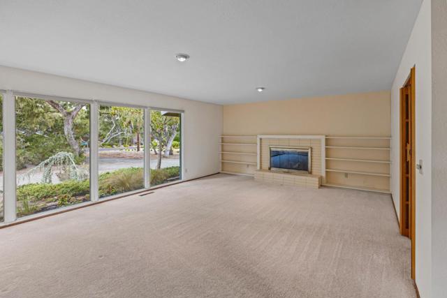 1151 Arrowhead Road, Pebble Beach CA: https://media.crmls.org/mediaz/9fce3360-a9c3-4f11-89fe-f18d9d7a211e.jpg