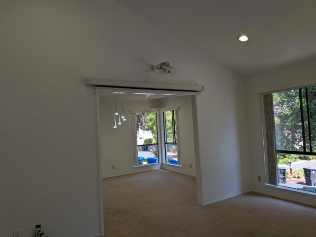 217 Ada Avenue, Mountain View CA: https://media.crmls.org/mediaz/9fce49a7-41b1-4a5f-958f-c432eb48f5bf.jpg