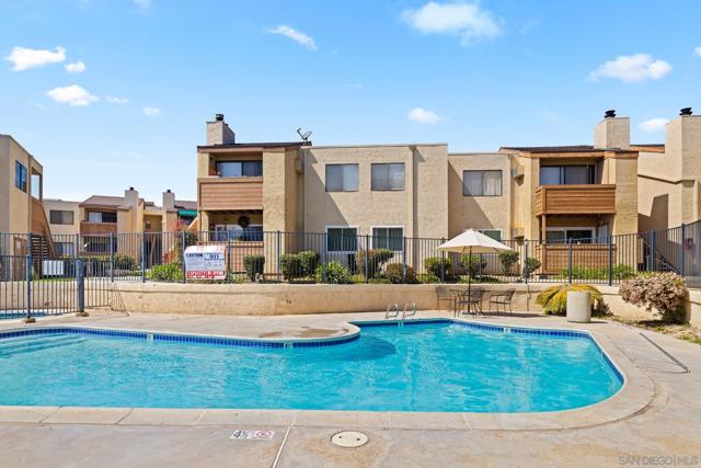 2920 Briarwood Rd, Bonita CA: https://media.crmls.org/mediaz/9fce956e-851d-4343-9649-96f0820c07ff.jpg