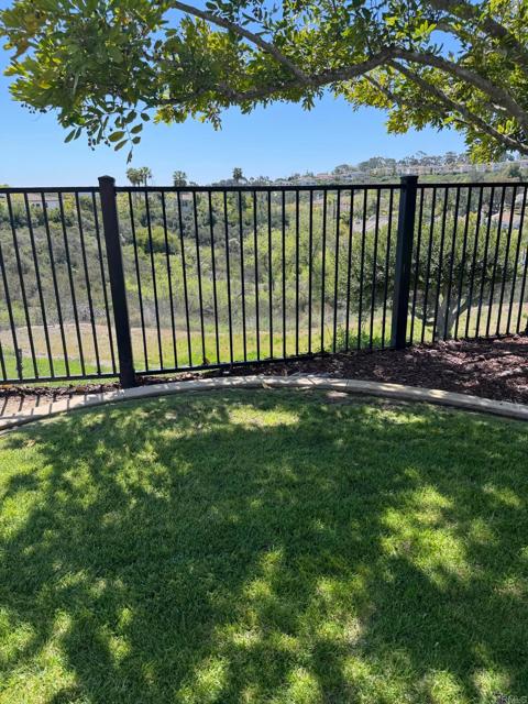4883 Bayliss Court, San Diego CA: https://media.crmls.org/mediaz/9fcf7929-34d6-40c0-b701-66858ec7dc3d.jpg