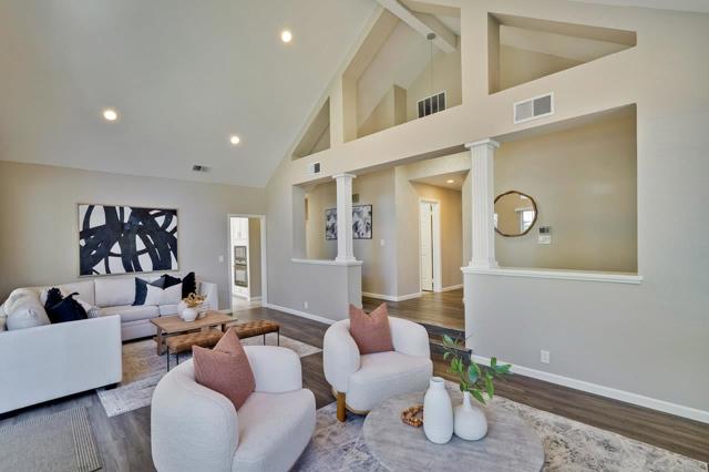 304 Windmill Park Lane, Mountain View CA: https://media.crmls.org/mediaz/9fd05073-94ad-47e1-8736-2a2a00bb7217.jpg