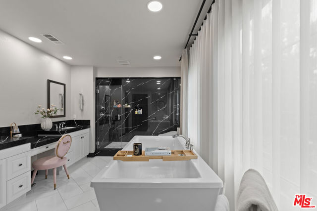 55 Suede, Irvine CA: https://media.crmls.org/mediaz/9fd10393-4a91-4c1f-8eb3-5fa66afdef83.jpg