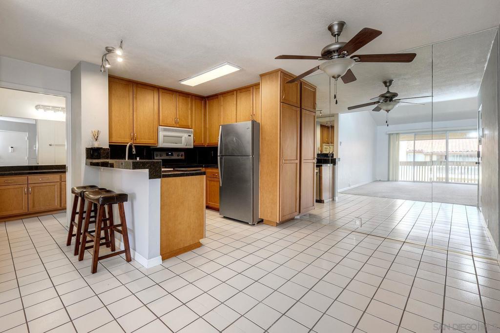 4600 Lamont - photo 9
