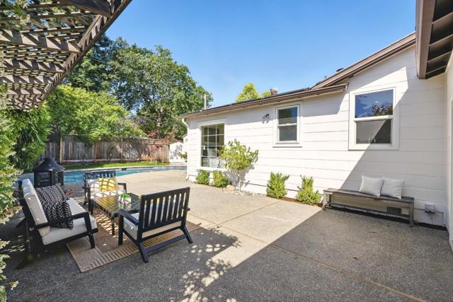 1250 Dewey Street, Redwood City CA: https://media.crmls.org/mediaz/9fd1c322-4f99-45ae-8639-717c9eff150d.jpg