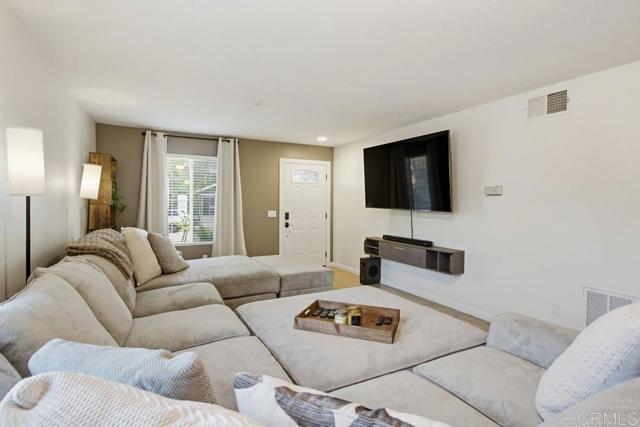 Detail Gallery Image 14 of 49 For 13368 Goldentop Dr, Lakeside,  CA 92040 - 4 Beds | 2/1 Baths