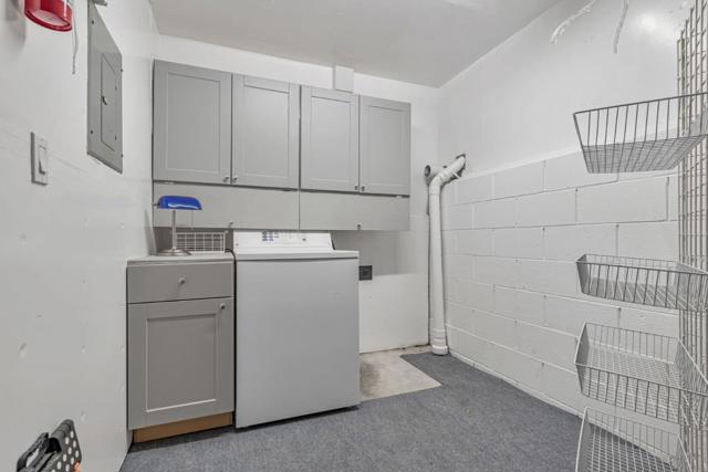 220 Milbrae Lane, Los Gatos CA: https://media.crmls.org/mediaz/9fd2e3c7-9343-485b-814b-9aeec6389118.jpg