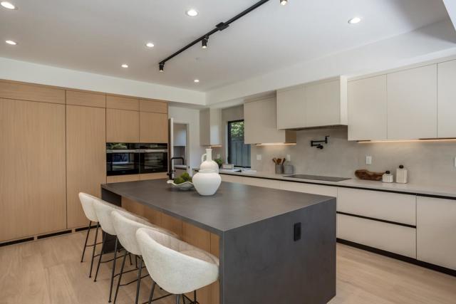 83 Sevilla Drive, Los Altos CA: https://media.crmls.org/mediaz/9fd2fa7c-2921-4561-a831-67ae0c6bb580.jpg