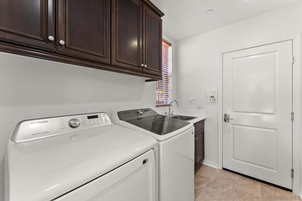 10449 Monterey Ridge Dr - photo 16