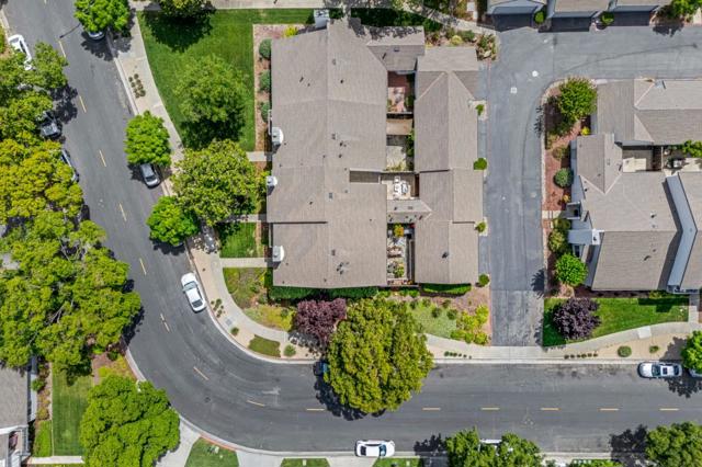 15072 Yosemite Way, Morgan Hill CA: https://media.crmls.org/mediaz/9fd46a7b-4070-4a77-982e-3f715ba18fe7.jpg
