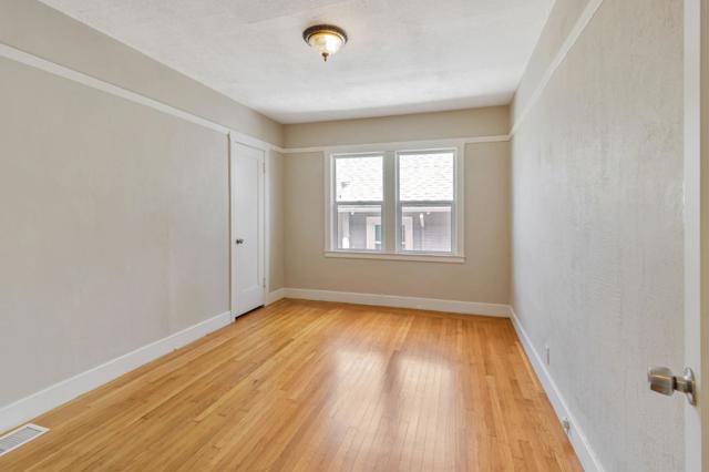 4431 Penniman Avenue, Oakland CA: https://media.crmls.org/mediaz/9fd57ce6-1488-4fb3-9be5-e0487e6705c1.jpg