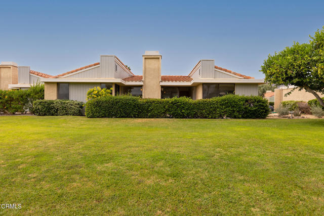 72460 Rodeo Way, Rancho Mirage CA: https://media.crmls.org/mediaz/9fd58f81-c6bd-4f26-91d6-a4287350f39e.jpg