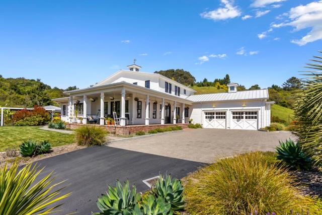 365 Race Horse Lane, La Selva Beach CA: https://media.crmls.org/mediaz/9fd59567-4665-424d-9035-6231dd479e6d.jpg