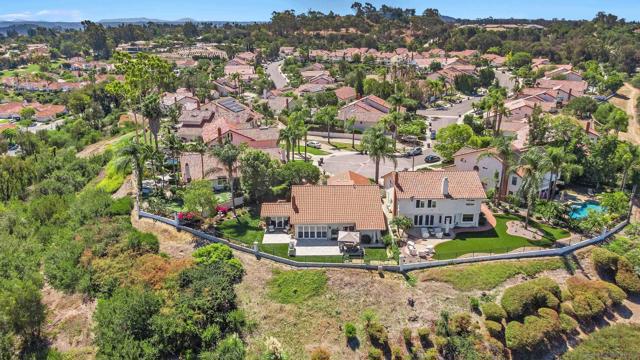 16396 Avenida Suavidad, San Diego CA: https://media.crmls.org/mediaz/9fd5cdeb-3c4f-43c3-a038-399ea80c0e5a.jpg