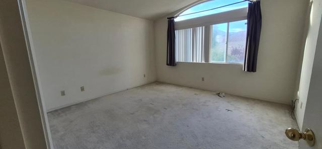 21854 Stonegate, Salinas CA: https://media.crmls.org/mediaz/9fd61c15-abf3-4430-b75d-d739128ba7d8.jpg