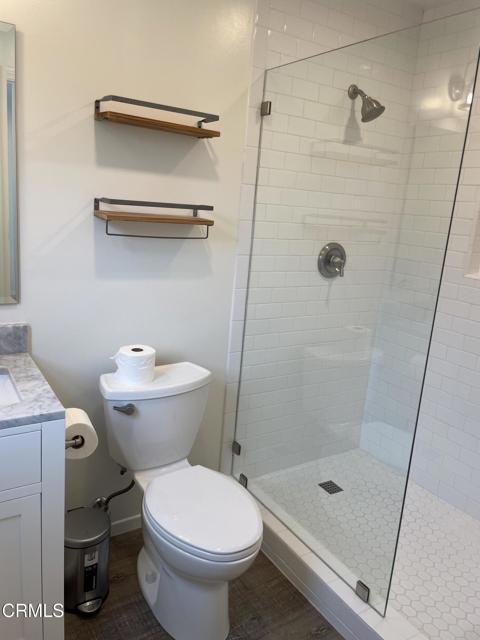 Detail Gallery Image 8 of 11 For 1144 Cornwall Ln, Ventura,  CA 93001 - 2 Beds | 2 Baths