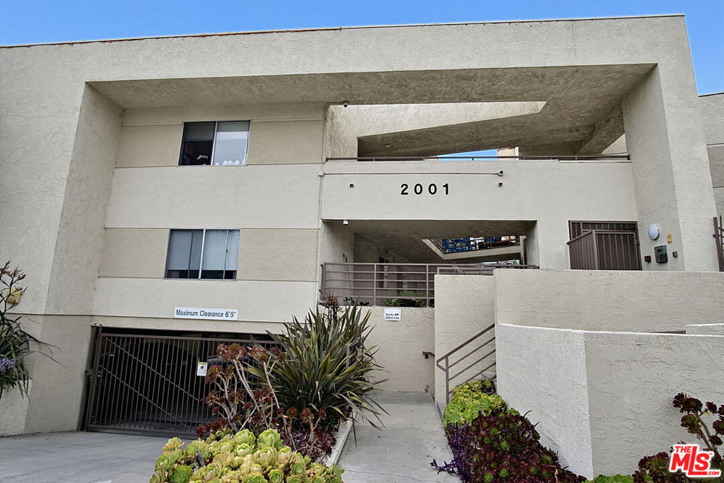 MLS #26852909 image #2