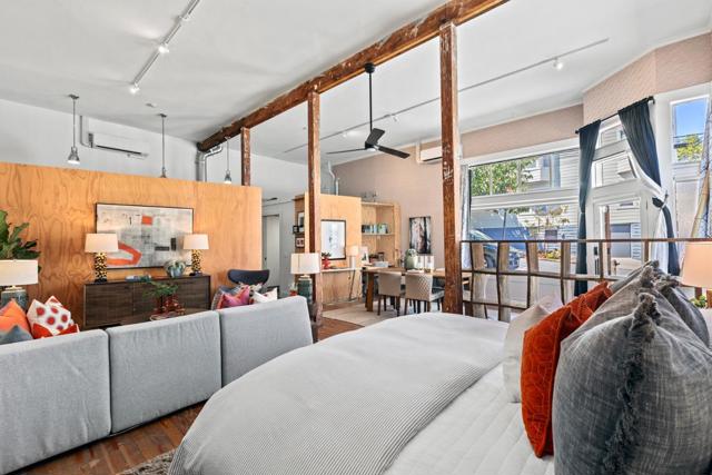 950 Noe Street, San Francisco CA: https://media.crmls.org/mediaz/9fd8471b-b989-4c0d-afd3-d0b836520c28.jpg