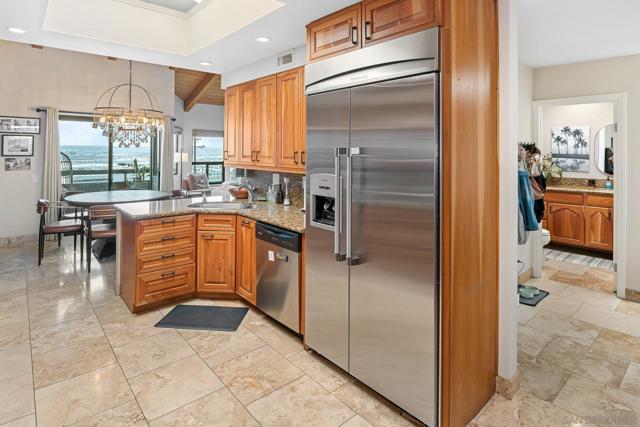 3460 Columbia St, San Diego CA: https://media.crmls.org/mediaz/9fd90e34-4ef5-4946-9562-ad91f26cd4a6.jpg