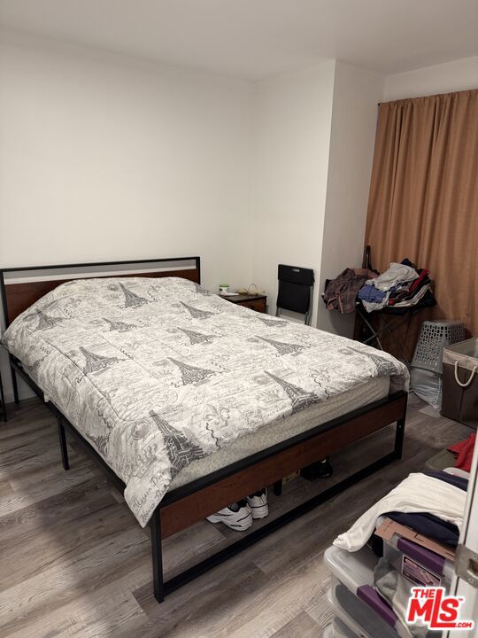 1501 Hartsook Street, Sherman Oaks CA: https://media.crmls.org/mediaz/9fd964c4-2bf4-48fb-83c2-6f3c5a99c89b.jpg