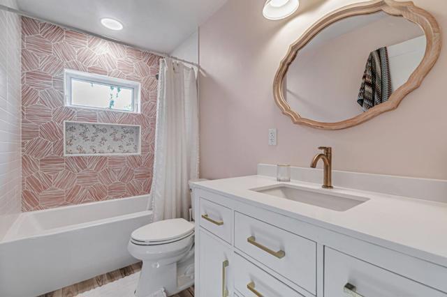 15393 Via Caballero, Monte Sereno CA: https://media.crmls.org/mediaz/9fd9b5fa-d5c7-46ff-89ab-2d146401d9ec.jpg
