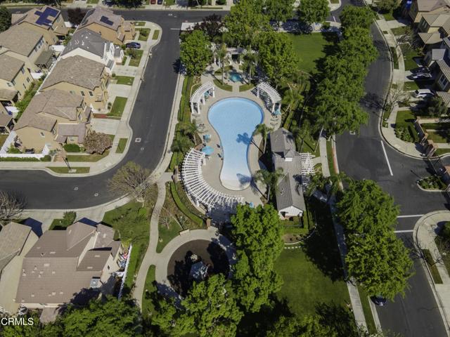 Detail Gallery Image 3 of 31 For 1927 Holt Rinehart Ave, Bakersfield,  CA 93311 - 3 Beds | 3 Baths