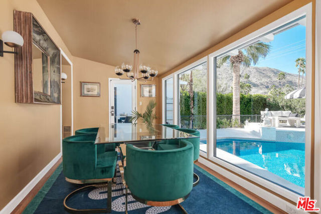 148 W Camino Descanso, Palm Springs, CA 92264