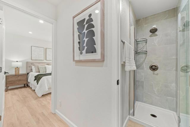 220 Red Oak Drive, Sunnyvale CA: https://media.crmls.org/mediaz/9fdd220d-909d-45fa-931a-c9dd22d99098.jpg