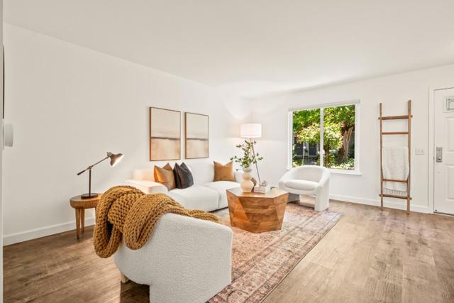 120 Oak Rim Way, Los Gatos CA: https://media.crmls.org/mediaz/9fdd5631-286b-4d23-bc9f-ceee9d0d4f66.jpg