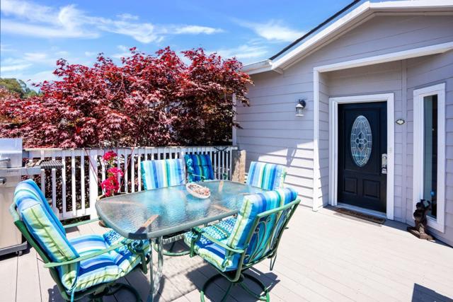 6 PRIMROSE, Aptos CA: https://media.crmls.org/mediaz/9fdd7817-c55f-472c-be6b-f29968c7e49e.jpg