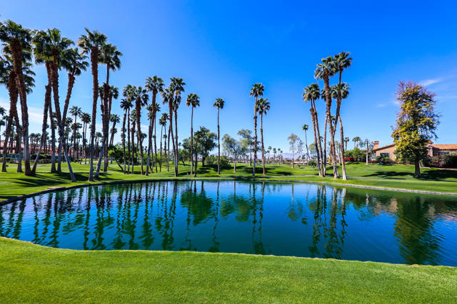 38849 Palm Valley Drive, Palm Desert CA: https://media.crmls.org/mediaz/9fddc588-69e5-4e4f-a346-12c1b22b548f.jpg