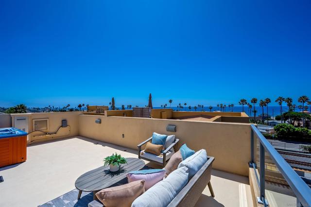 495 S Cleveland St, Oceanside CA: https://media.crmls.org/mediaz/9fdf5b5f-980e-4943-b6dc-605d73e7ae1f.jpg