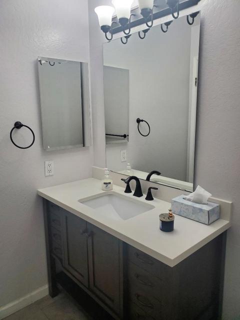 16451 Saratoga Street, San Leandro CA: https://media.crmls.org/mediaz/9fdf95d1-e555-4dc1-902b-f1066c2e9864.jpg