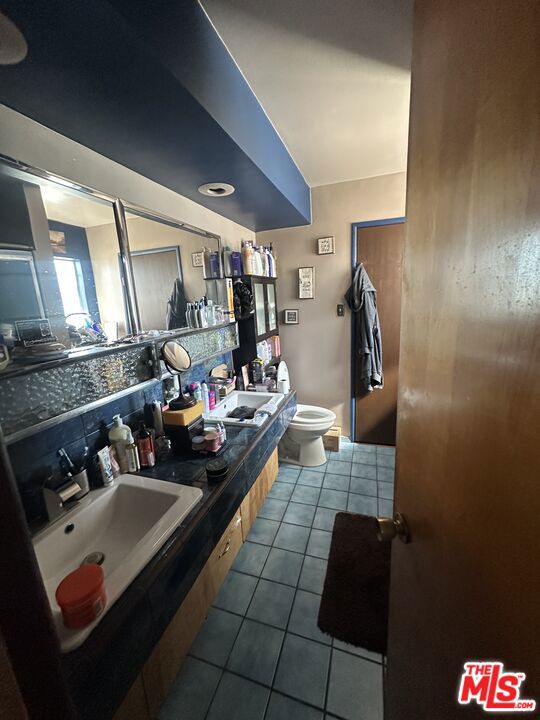 2 Bed Home for Sale in Compton, California