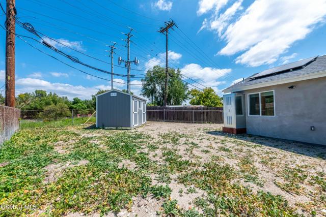 1499 Calle Morera, Thousand Oaks CA: https://media.crmls.org/mediaz/9fdff618-ffa9-498a-ab18-0498cb12313b.jpg