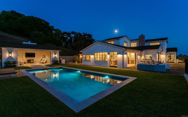 6260 Waverly Avenue, La Jolla CA: https://media.crmls.org/mediaz/9fe07f58-07a5-4122-8566-77d9889d92de.jpg