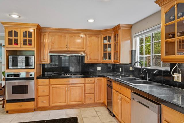 17480 Hoot Owl Way, Morgan Hill CA: https://media.crmls.org/mediaz/9fe0aa08-9746-43fe-a23c-9a54bca6e833.jpg