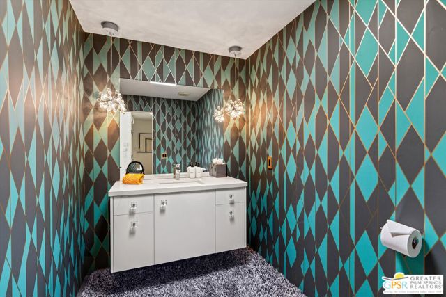 2280 S Camino Real, Palm Springs, CA 92264