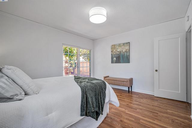 3780 Somerset Ave, Castro Valley CA: https://media.crmls.org/mediaz/9fe16755-c615-48f2-848c-8c3f0a0f16ce.jpg