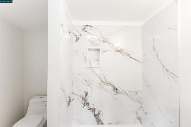 3500 66th Ave, Oakland CA: https://media.crmls.org/mediaz/9fe17160-92ee-44e2-ae21-41d15e652e23.jpg