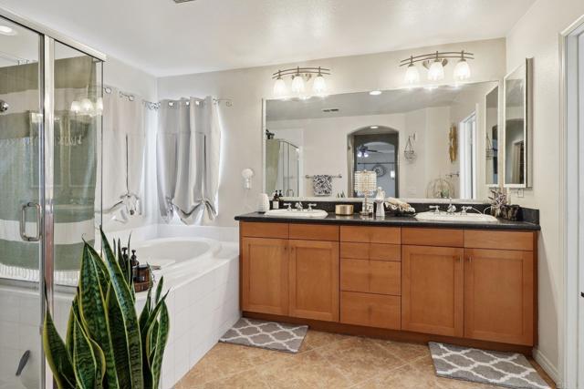 Detail Gallery Image 34 of 51 For 5544 Mill Creek Rd, San Diego,  CA 92130 - 4 Beds | 3 Baths