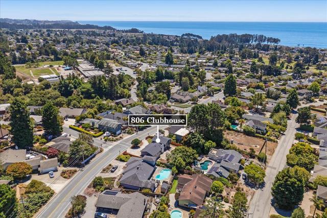 806 Clubhouse Drive, Aptos CA: https://media.crmls.org/mediaz/9fe265a7-2359-4fff-abfc-29056825cc3f.jpg