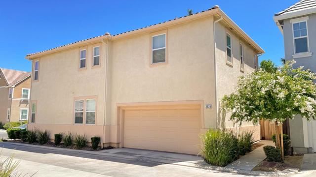 3936 Purple Finch Lane, Modesto CA: https://media.crmls.org/mediaz/9fe2c9ee-494e-4473-b4ad-f64a8ccbffbd.jpg