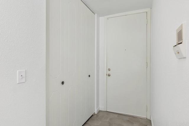 Image 6 of 25 For 3431 Park Boulevard 204