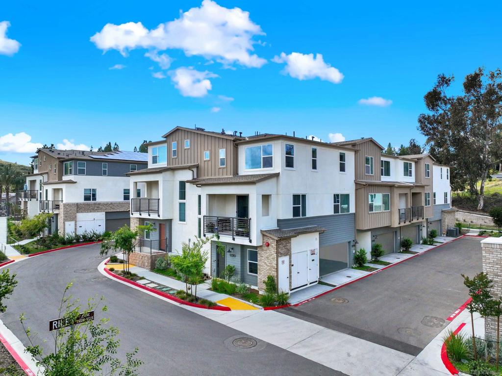 12210 Riley Ln - photo 3