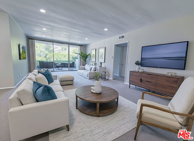Drew Fenton | 289 S Barrington Avenue Los Angeles CA | MLS: 7450372 Drew Fenton | 289 S Barrington Avenue Los Angeles CA | MLS: 7450372